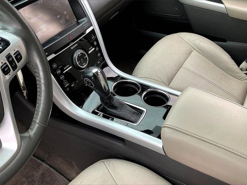 Used 2014 Ford Edge Limited image 14