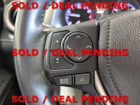 Used 2017 Toyota RAV4 XLE AWD/4WD image 19