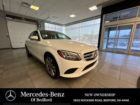 Used 2019 Mercedes-Benz C 300 4MATIC Sedan image 9