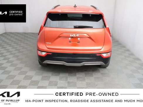 Certified 2023 Kia Niro Wind w/ Wind Preserve Package FWD image 7
