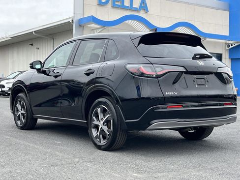 Certified 2024 Honda HR-V EX-L image 9