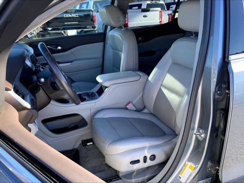 Used 2021 GMC Acadia SLT image 7