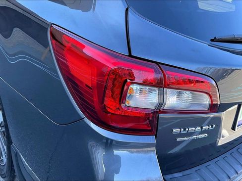 Used 2019 Subaru Outback 2.5i Limited AWD/4WD image 23
