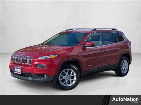 Used 2016 Jeep Cherokee Latitude image 1