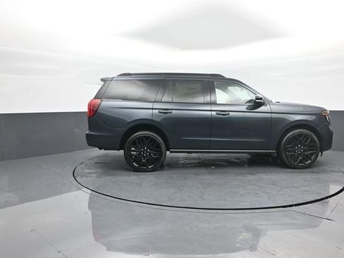 New 2026 Ford Expedition Platinum w/ Stealth Performance Package image 8
