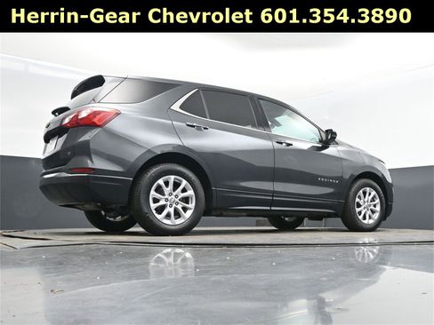 Used 2019 Chevrolet Equinox LT image 43