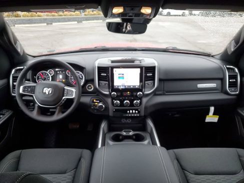 New 2026 RAM 1500 4x4 Crew Cab image 15
