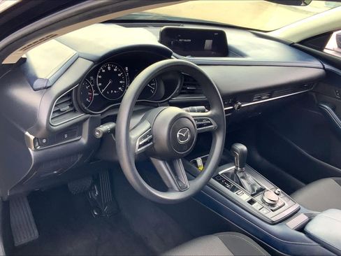 Used 2020 MAZDA CX-30 FWD image 17