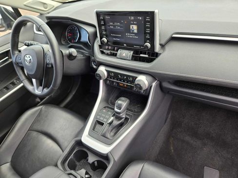 Used 2020 Toyota RAV4 XLE Premium AWD/4WD image 13