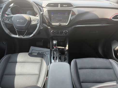 Used 2022 Chevrolet TrailBlazer RS w/ Sun and Liftgate Package FWD image 14