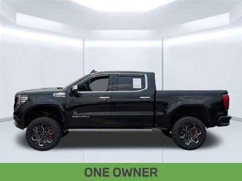 Used 2023 GMC Sierra 1500 Denali w/ Denali Reserve Package AWD/4WD image 2
