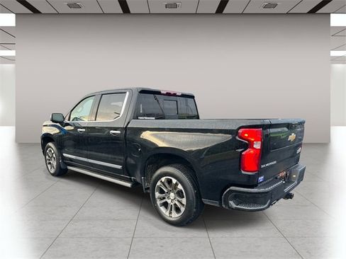 Used 2023 Chevrolet Silverado 1500 High Country image 5
