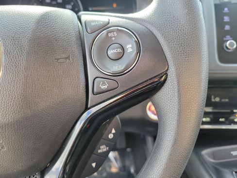 Used 2021 Honda HR-V EX image 19
