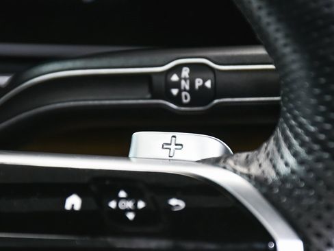 Used 2025 Mercedes-Benz GLS 450 GLS 450 image 48