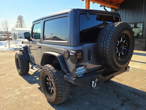 Used 2021 Jeep Wrangler Sport image 6