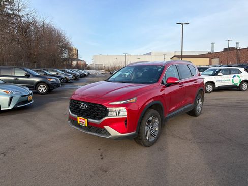 Used 2023 Hyundai Santa Fe SEL w/ Cargo Package image 4