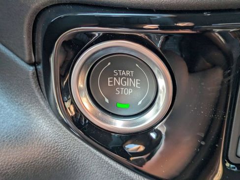 New 2026 Chevrolet Silverado 1500 High Country AWD/4WD image 25