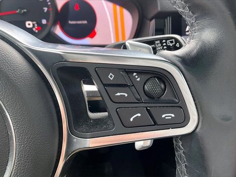 Used 2019 Porsche Cayenne image 15