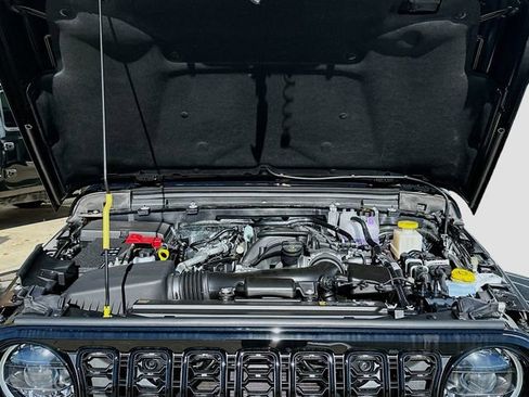 New 2026 Jeep Gladiator Sport AWD/4WD image 29