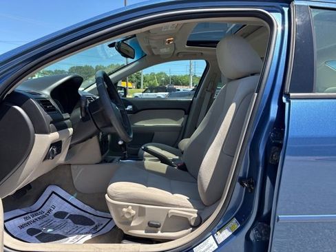 Used 2009 Ford Fusion SE FWD image 11