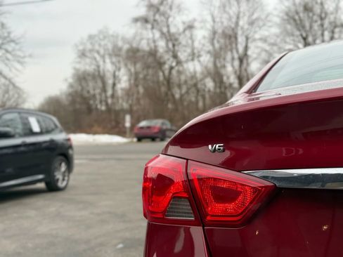 Used 2018 Chevrolet Impala Premier w/ Premier Confidence Package image 42