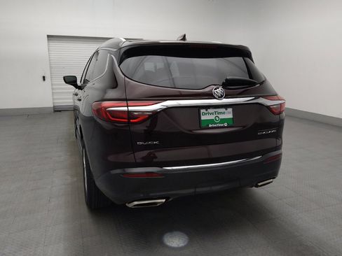 Used 2018 Buick Enclave Premium w/ Experience Buick Package FWD image 6