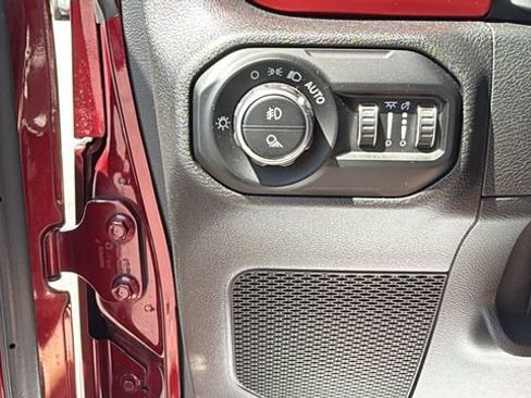 Used 2021 Jeep Gladiator Rubicon AWD/4WD image 19