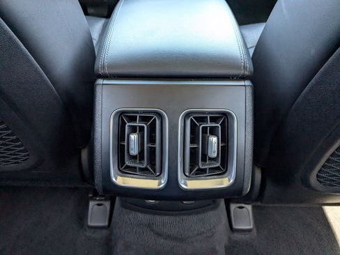 Used 2022 Kia Sorento EX w/ Panoramic Sunroof Package FWD image 27