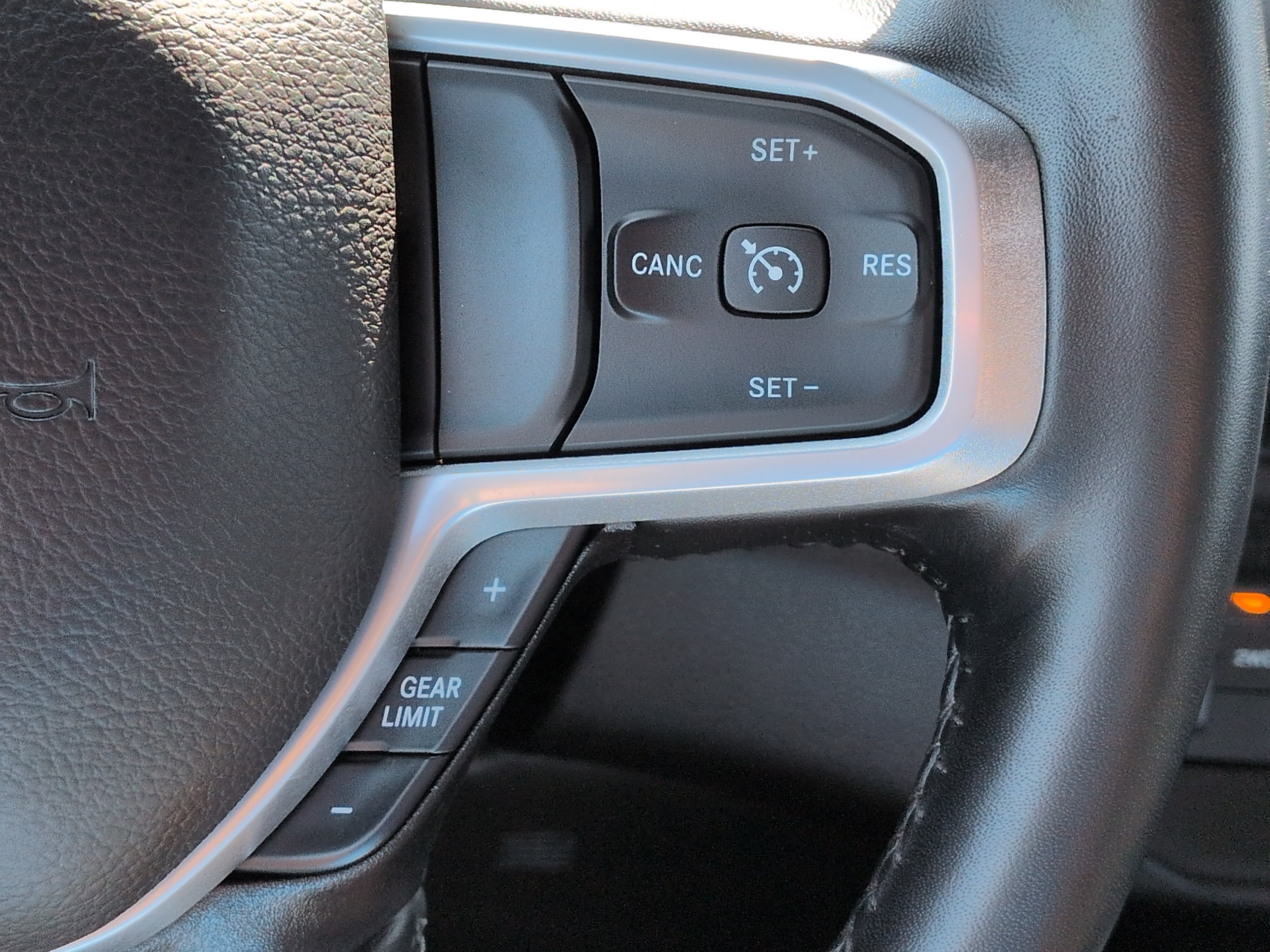 Certified 2024 RAM 2500 Big Horn w/ Night Edition AWD/4WD image 24