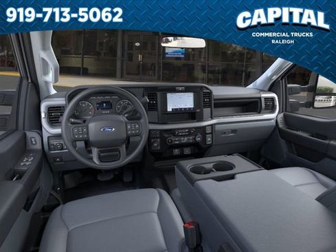 New 2026 Ford F350 XL w/ XL Chrome Package AWD/4WD image 9