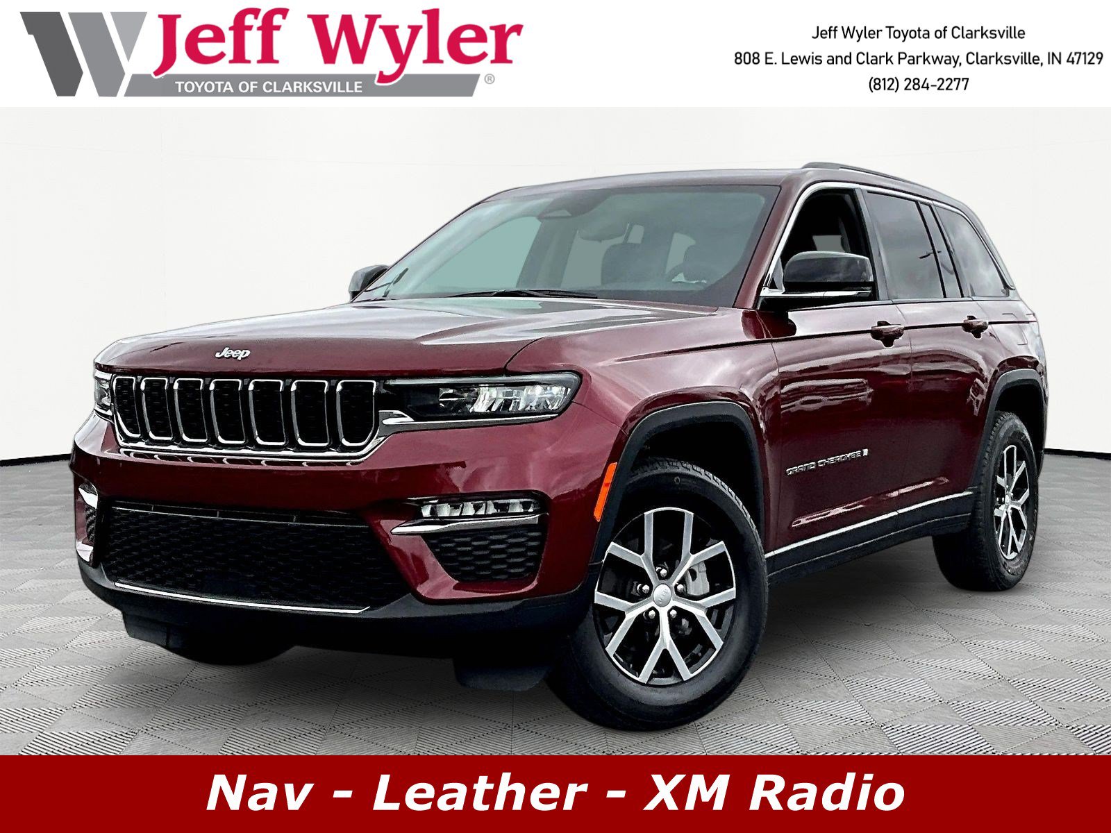 Used 2023 Jeep Grand Cherokee Limited AWD/4WD image 1