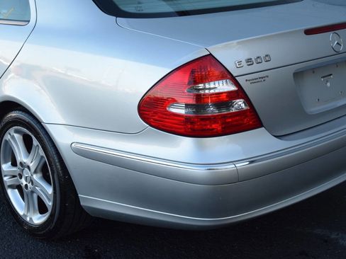 Used 2004 Mercedes-Benz E 500 Sedan image 7