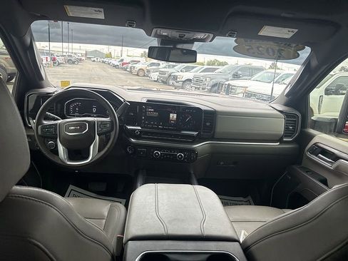 Used 2025 GMC Sierra 2500 SLT w/ Texas SLT Premium Package image 12