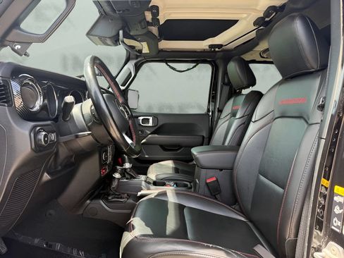 Used 2021 Jeep Wrangler Unlimited Rubicon AWD/4WD image 12