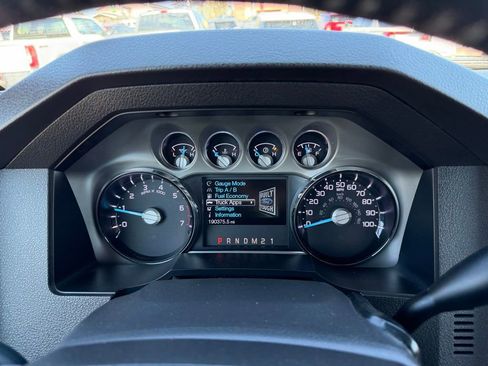 Used 2016 Ford F250 Lariat w/ Lariat Interior Package AWD/4WD image 26