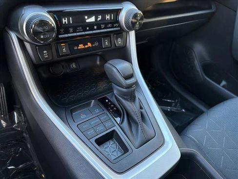 New 2025 Toyota RAV4 XLE image 18