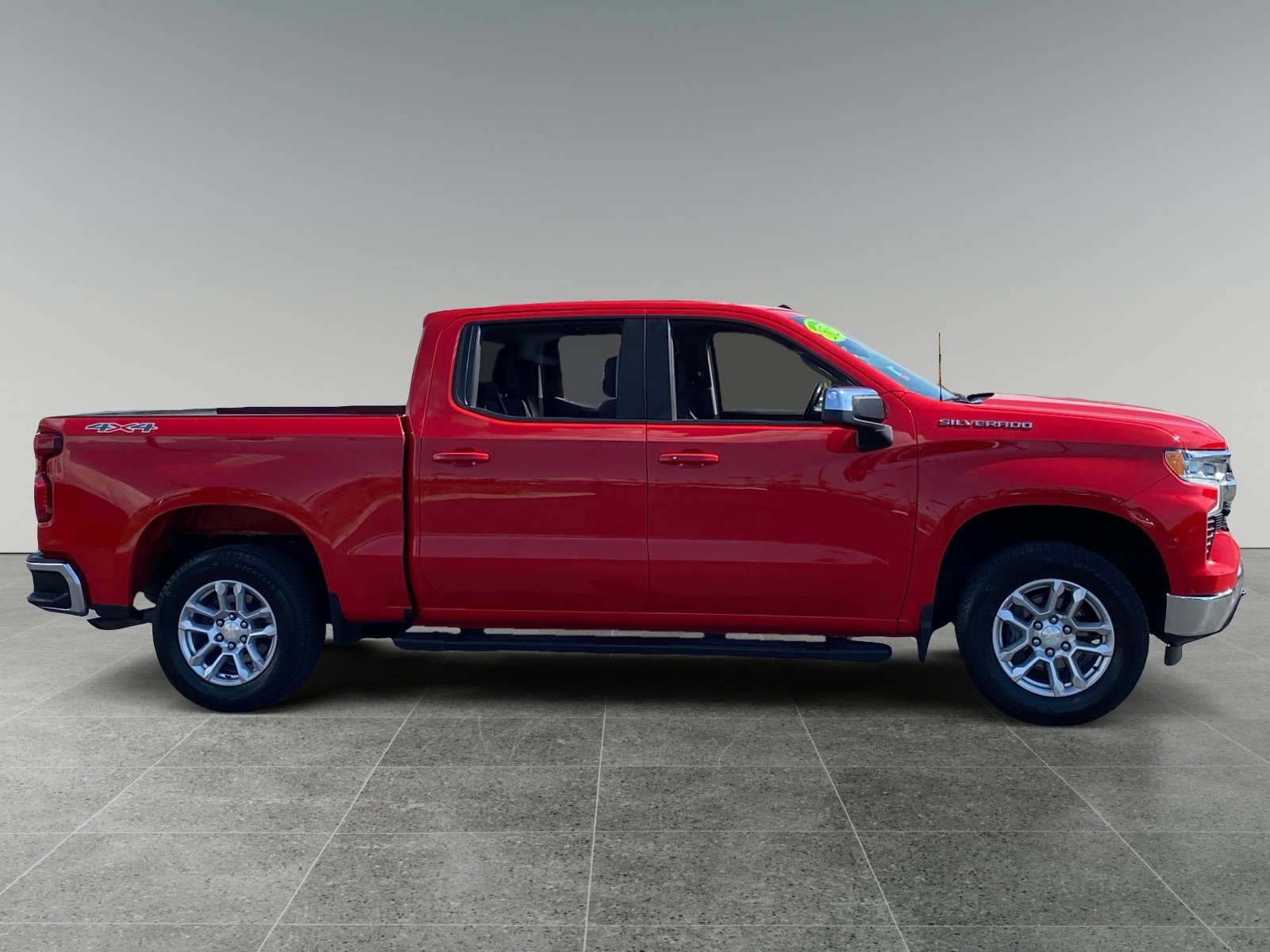 Used 2022 Chevrolet Silverado 1500 LT AWD/4WD image 6