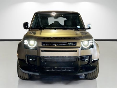 New 2026 Land Rover Defender 110 X-Dynamic SE AWD/4WD image 8
