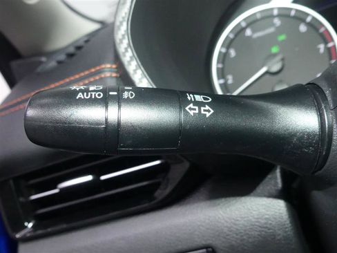 Used 2021 Nissan Sentra SR FWD image 34