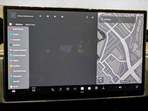 Used 2022 Tesla Model S image 12