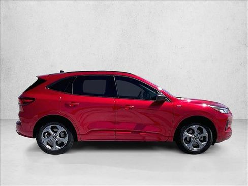 Used 2024 Ford Escape ST-Line w/ Tech Pack #1 FWD image 5