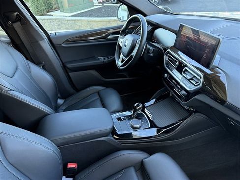 Certified 2023 BMW X4 xDrive30i w/ Convenience Package image 29