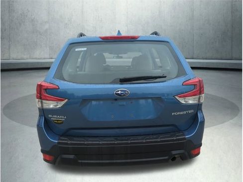 Used 2023 Subaru Forester AWD/4WD image 5