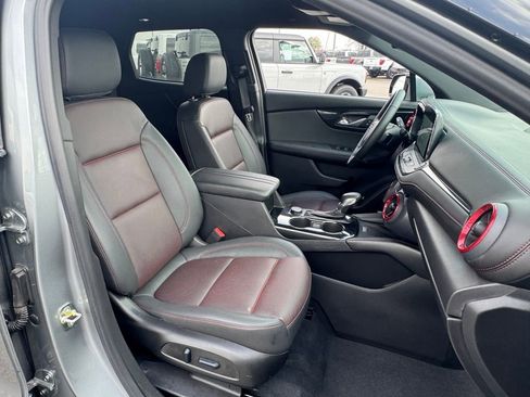Used 2025 Chevrolet Blazer RS image 11