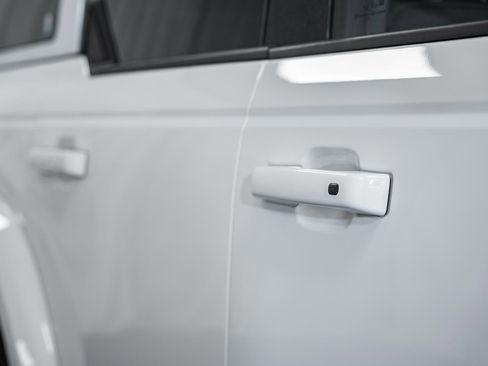 Used 2025 Ford Bronco Outer Banks image 21