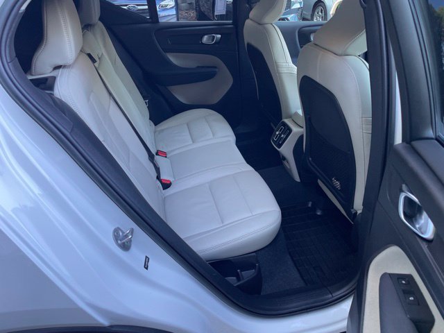 Used 2023 Volvo XC40 B5 Plus w/ Protection Package Premier AWD/4WD image 15