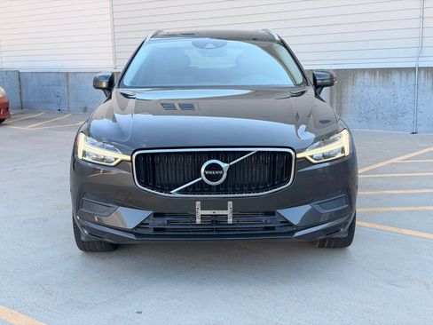 Used 2019 Volvo XC60 T5 Momentum w/ Premium Package FWD image 8