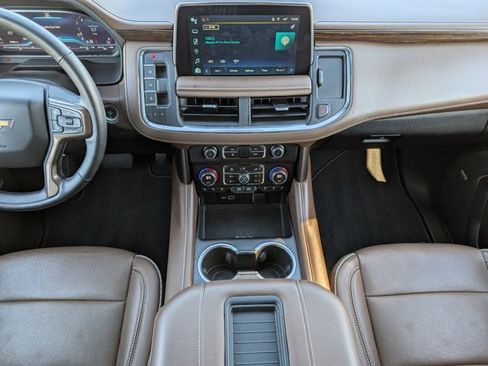 Used 2023 Chevrolet Tahoe High Country image 8