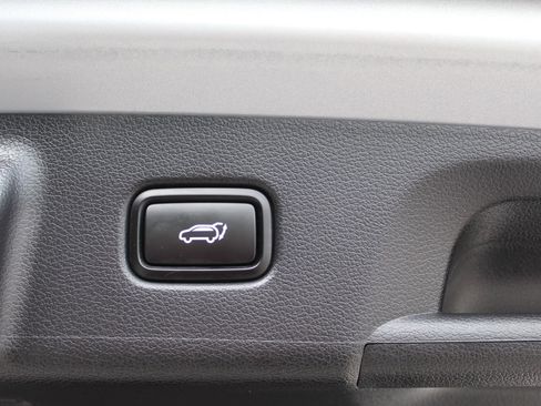 Used 2025 Hyundai Palisade SEL FWD image 29