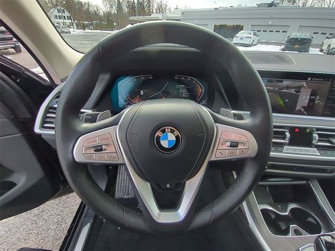 Certified 2022 BMW X7 xDrive40i w/ Premium Package image 10